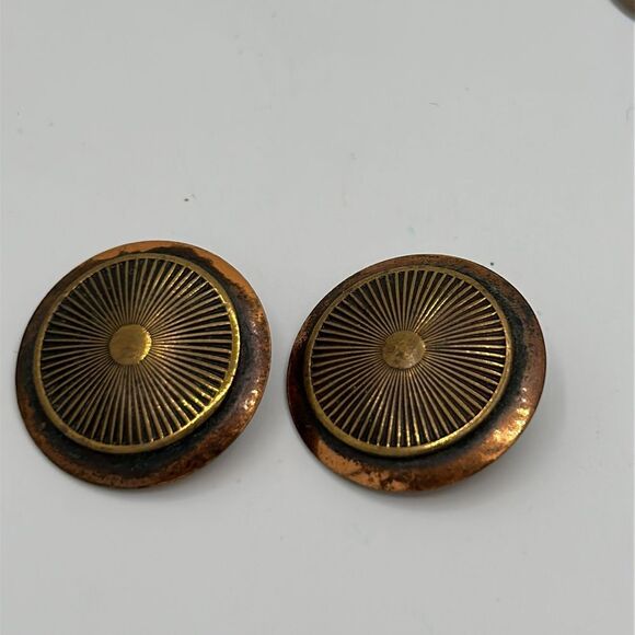 Mixed Metal Vintage Earrings Set - Picture 4 of 10